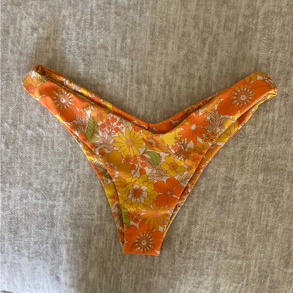 Kulani Kinis bikini bottom